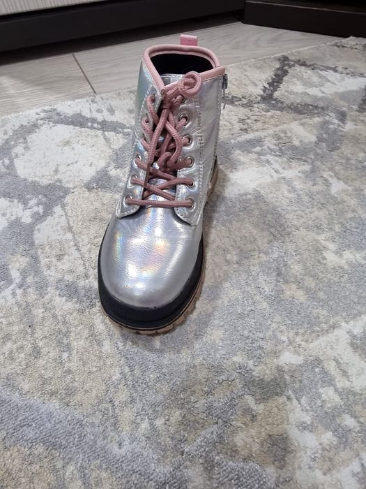 Продам обувь Осень