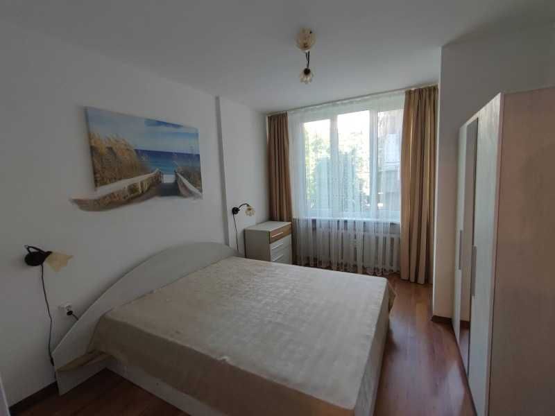 Дава се под наем Тристаен апартамент в София, Оборище - 80 кв.м за 994.5 € - Снимка #10