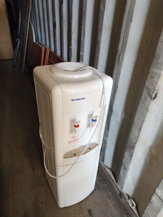 Диспенсер для воды