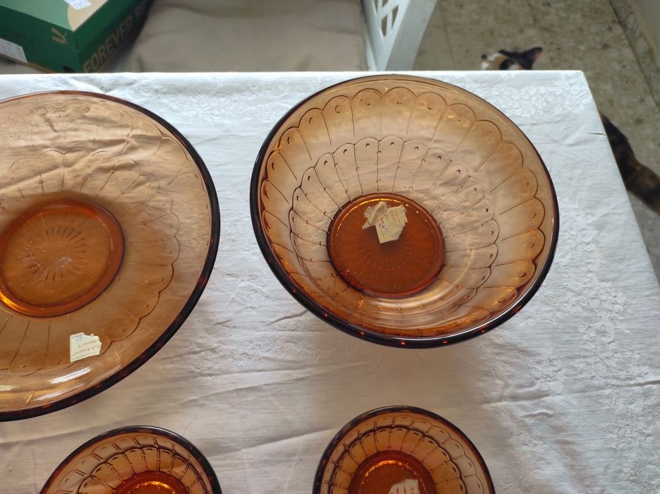 Стъклен сервиз за плодове и десерти