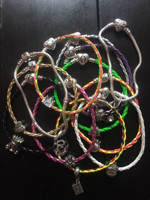 Браслеты в стиле Пандора