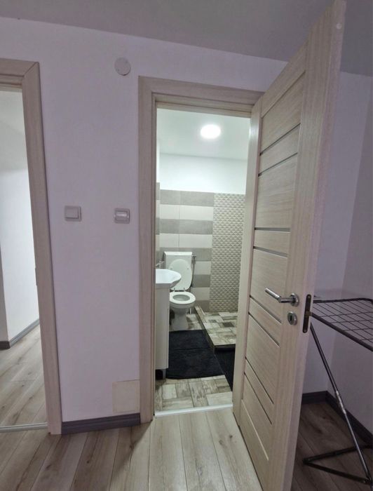 Inchiriez  apartament 3 camere!