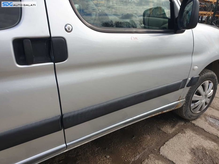 Usa Usi Portiera Portiere Dreapta Fata Dezechipata Peugeot Partner 2002 - 2008 Culoare EZRC