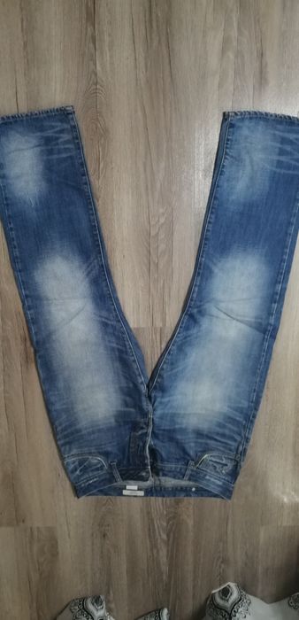 Мужские стильные джинсы