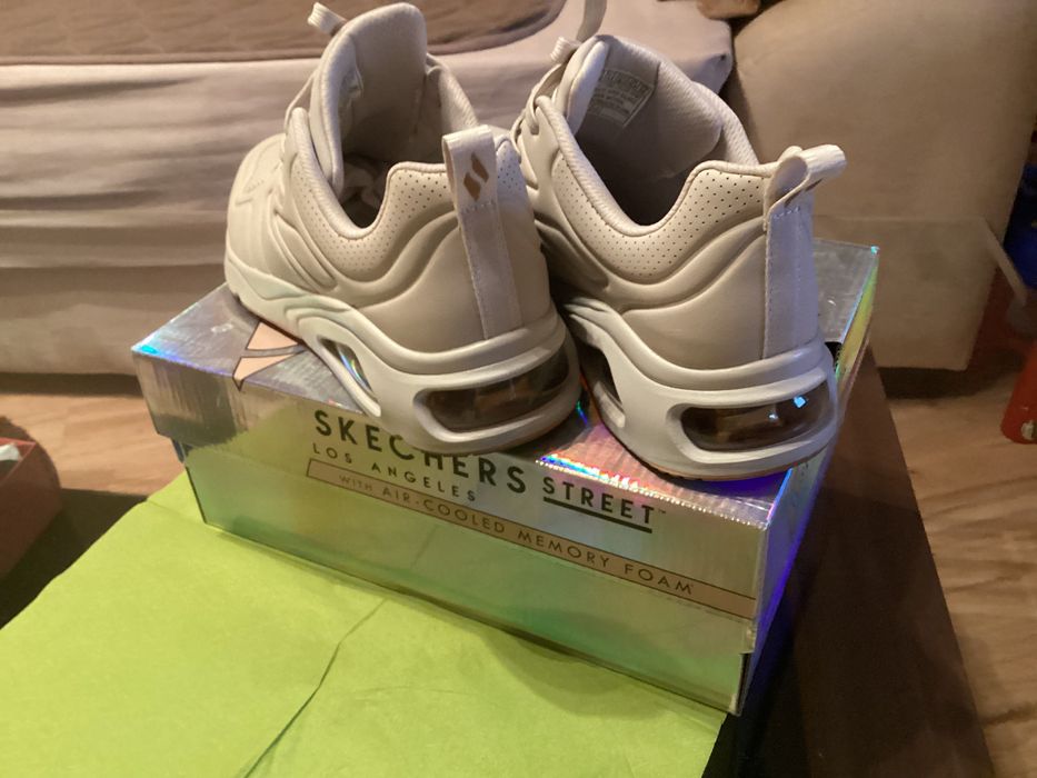 Skechers ,маратонки с камери №38,5