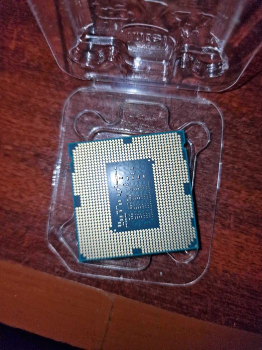 Intel® Core™ i5-4460 Processor
6M Cache, up to 3.40 GHz - Перфектен !