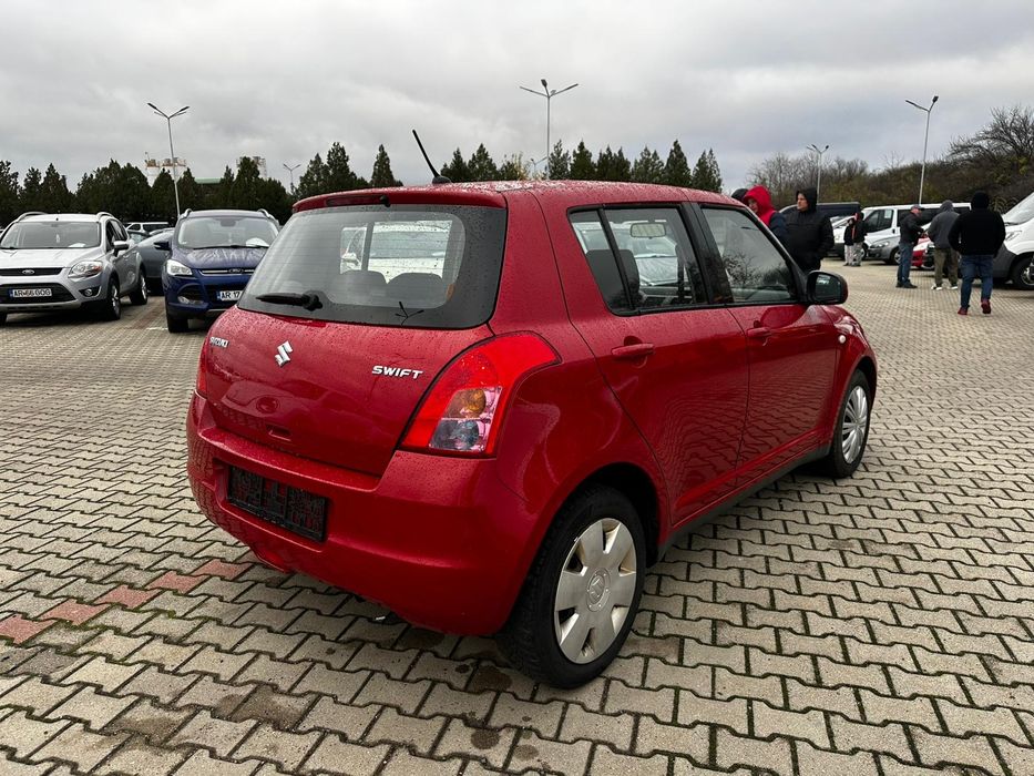 2010 Suzuki Swift 4x4 - 1.3 benzina 93CP - Clima * Scaune incalzite!