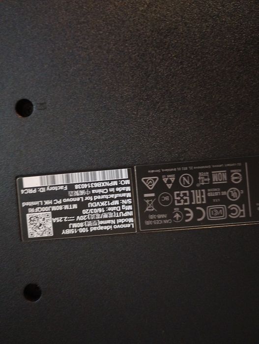 Laptop Lenovo IdeaPad 100-15IBY, 15,6", SSD Samsung 120 GB