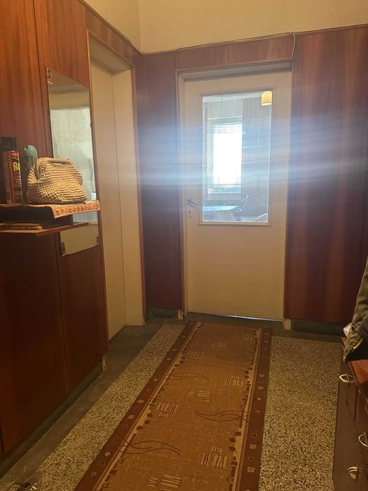 Продава се Тристаен апартамент в Шумен, Добруджански - 76 кв.м за 1040 €/кв.м - Снимка #6