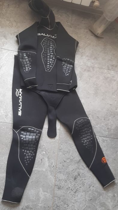 Продам гидро костюм.