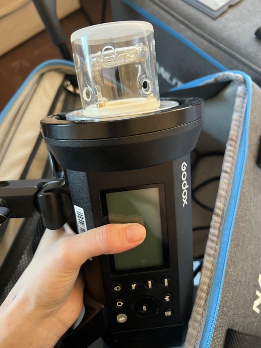 Godox AD400 Pro – blitz profesional, stare foarte bună