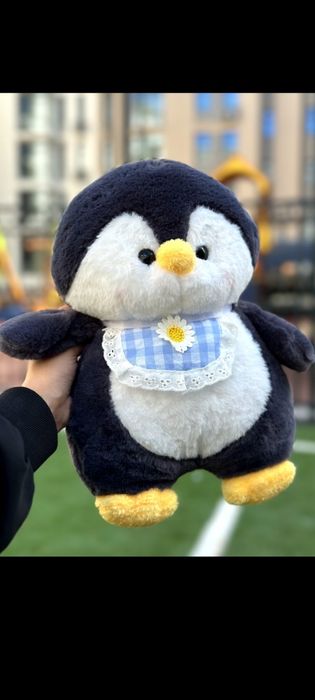 Плюшевый пингвин