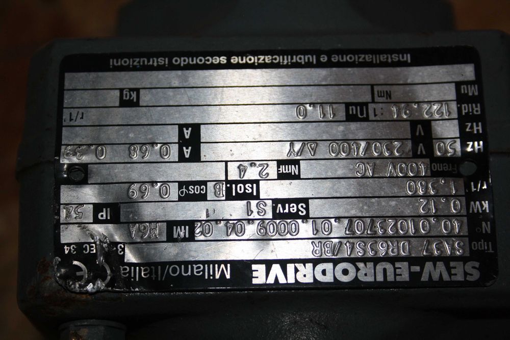 Мотор-редуктор SEW-EURODRIVE 0.12 kW със спирачка
