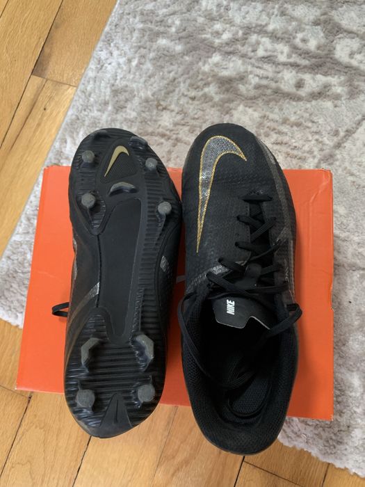 Бутонки и стоножки