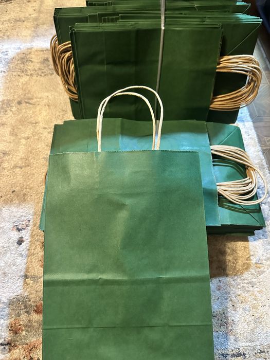 Продам подарочный крафт пакет