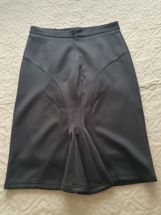 Fuste și pantaloni