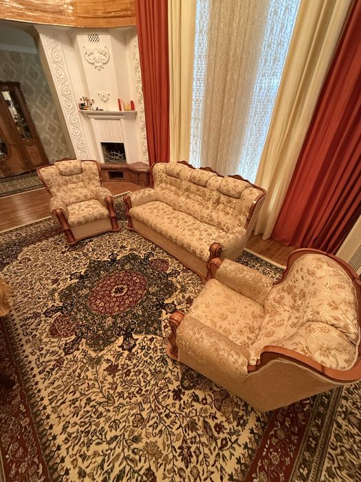 Кресло диван в идеальном состоянии