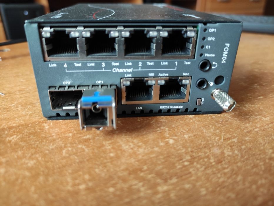 Media convertor FRM220-CH02  plus SFP transceiver