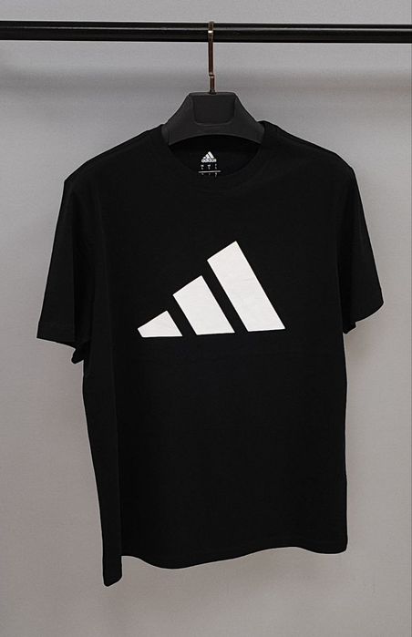 Тениски Adidas и North Face