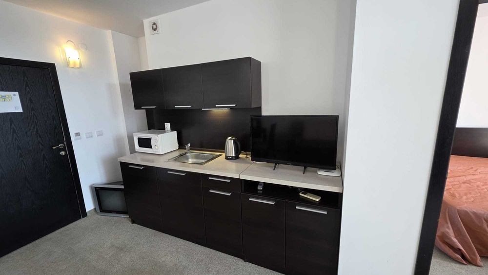 Двустаен с гледка море в Бургас