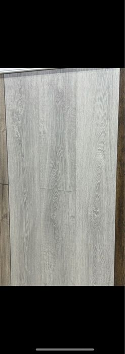 Ламинат ,паркет