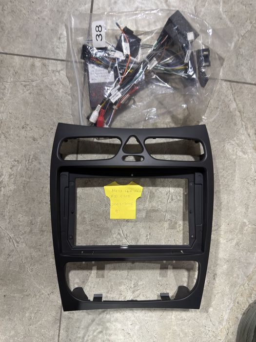 Mers benz 209c teyes monitor uchun ramka