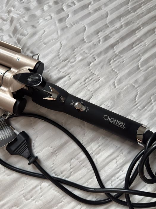 Продам тройную профессиональную плойку CRONIER Professional