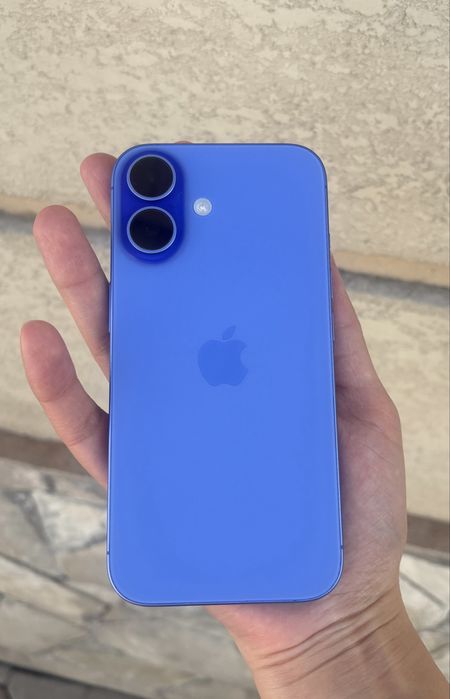 iPhone 16. 256GB