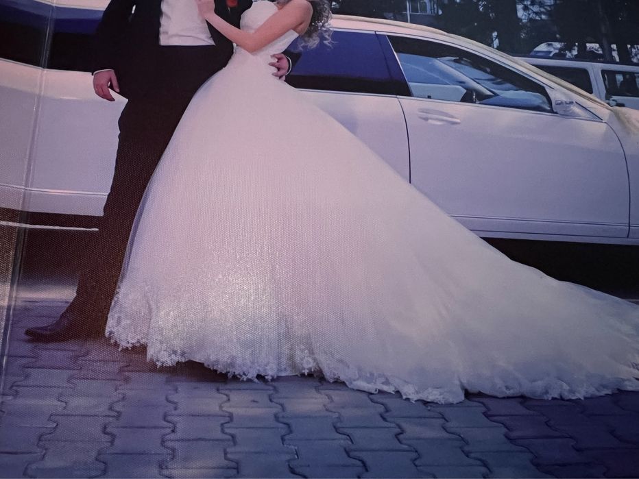 Свадебное платье