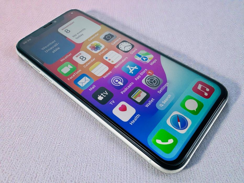 Apple iPhone XS 64GB Silver Отличен! Гаранция!