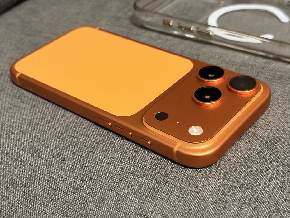 Iphone 17 pro 256gb cosmic orange 100% battery
