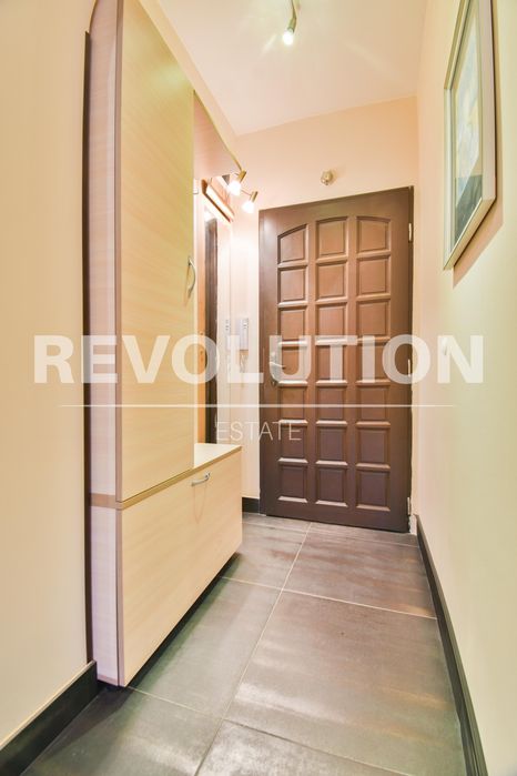 Дава се под наем Двустаен апартамент в София, Център - 80 кв.м за 750 € - Снимка #8