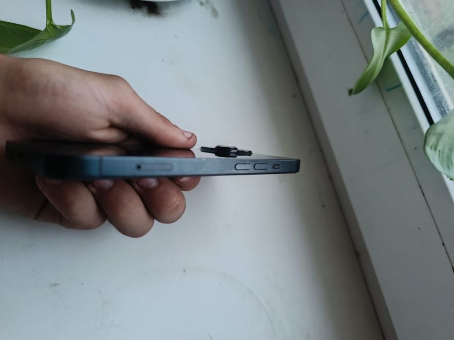 Продаю iPhone 14