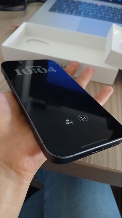 Iphone 17 nou nout- garantie apple pana la 18.08.2027