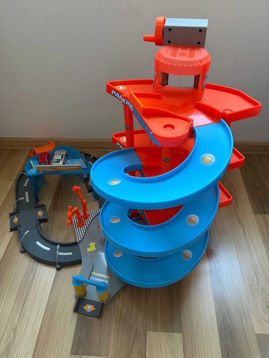 Продавам BBurago Mega Dealer Showroom Комплект за паркиране