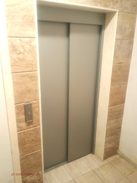 Дава се под наем Двустаен апартамент в София, Център - 74 кв.м за 509.49 € - Снимка #13