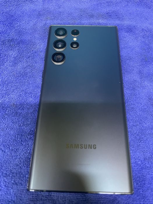 Продам samsung s22 ultra