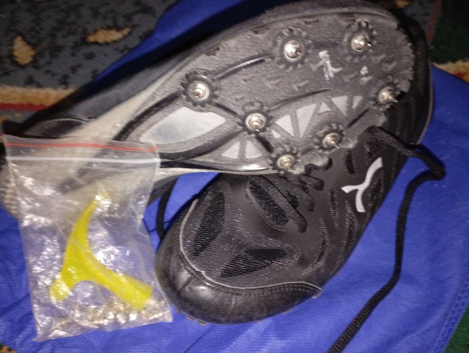 Жугыруге аяк киым