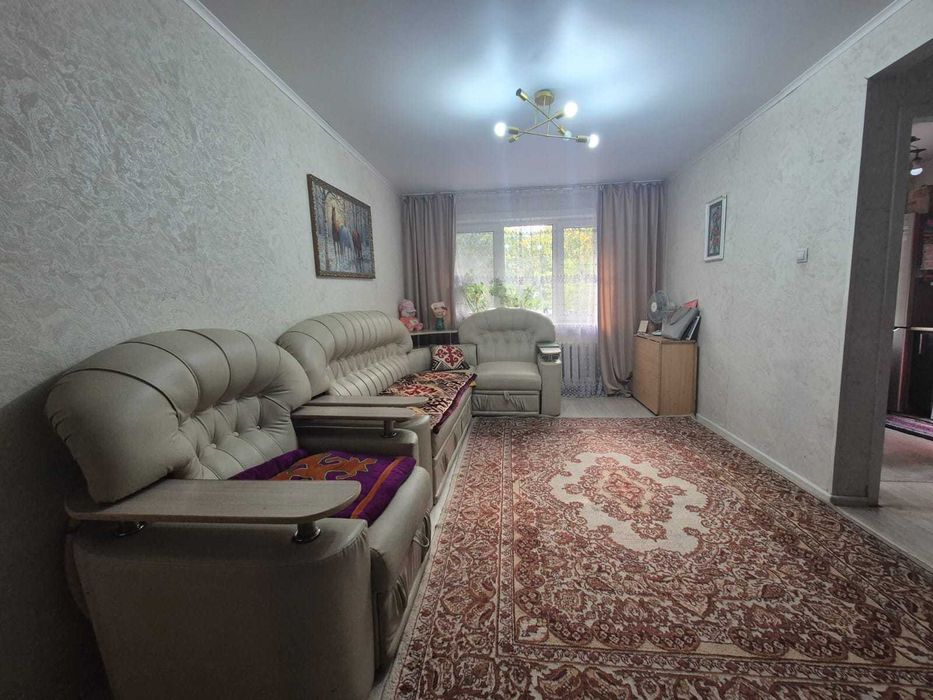 Продам 3 комнатную квартиру