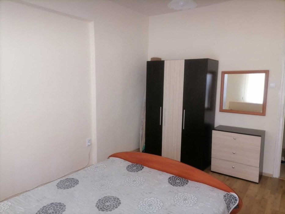 Дава се под наем Тристаен апартамент в Пловдив, Център - 1020 кв.м за 510 € - Снимка #11