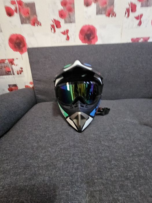 Vand casca cross-Atv!!!