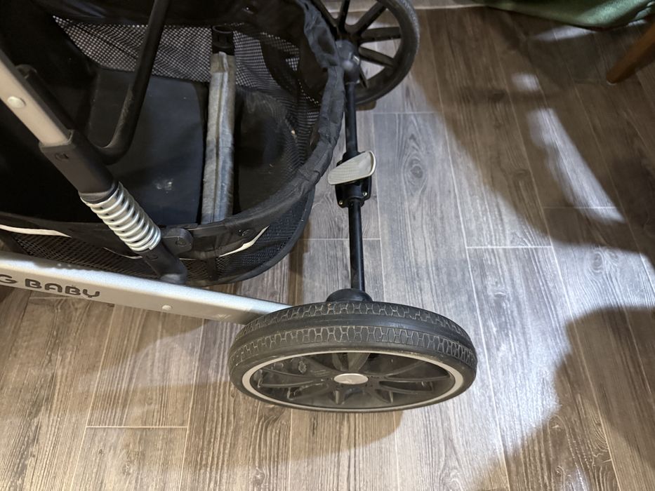 Детская коляска Ining baby с матрасом