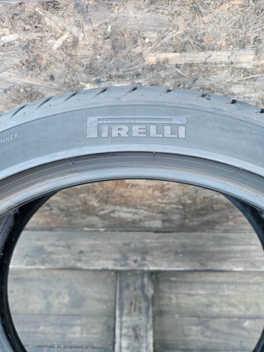 Anvelope in 2 Marimi 275 35 20//245 40 20