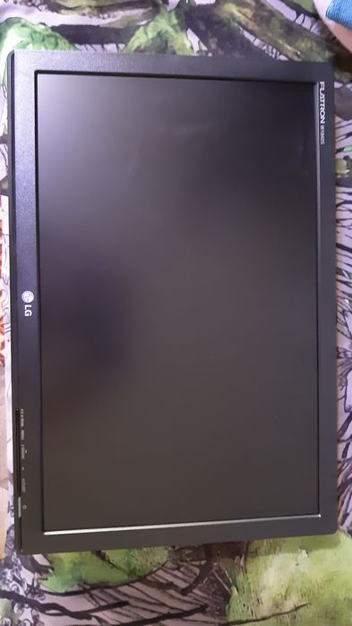 Монитор LG Flatron W1942S