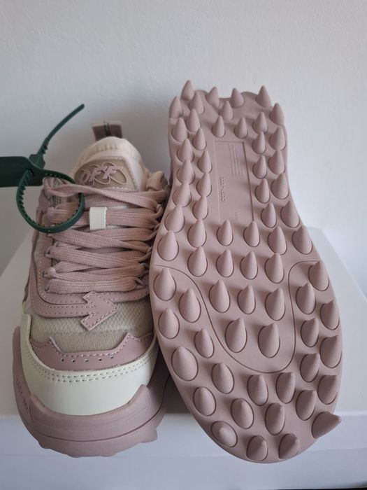 Off White Odsy Roz ( size 37 ) 750 lei