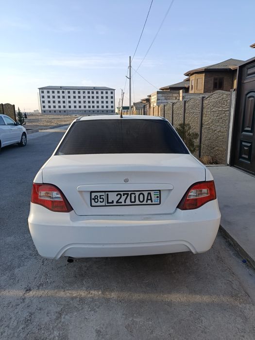 Nexia2 1.6 dons lux konditsioner. 2009-yil Yurgan masofasi 520 ming