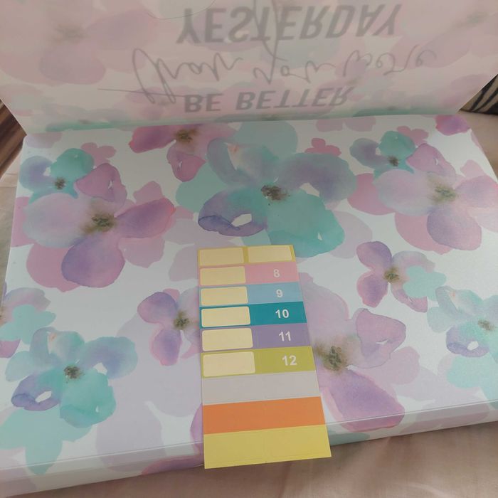 Servieta documente 8 compartimente cu elastic  multicolor 33/3/24,5