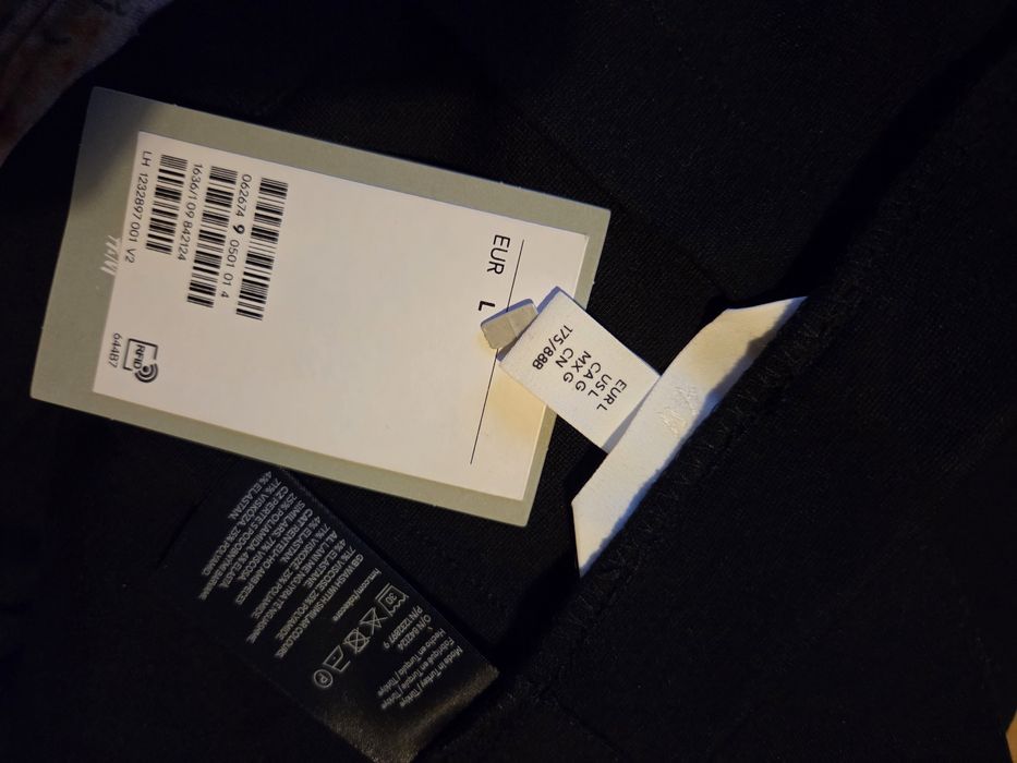H&M черна къса пола