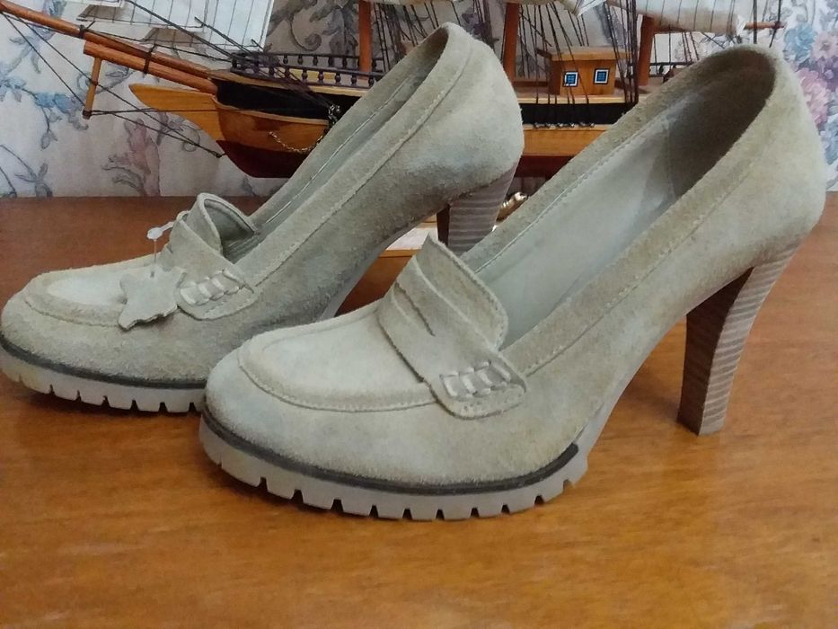 Испанские туфли на 39-40 р. Новые.