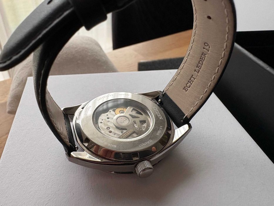 Citizen NB1050-59e, почти нов, 38мм, мъжки, JDM